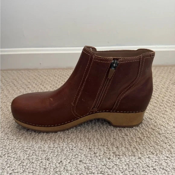 Dansko Barbara Ankle Boot - Picture 8 of 12